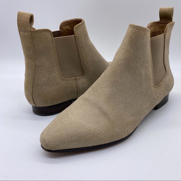 Banana Republic-Leather Taupe Slip on Bootie 7 - Picture 6 of 10